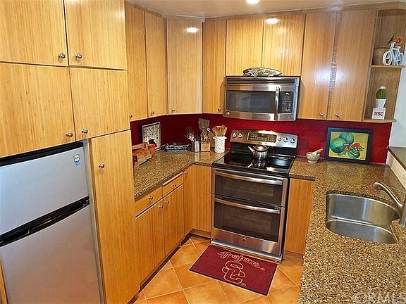 5th image of 363 Newport Ave Unit 203
