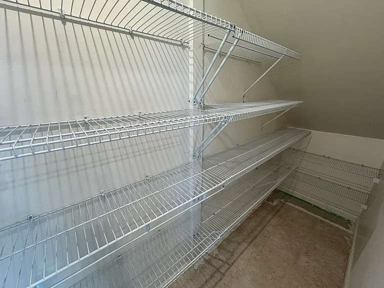 204 Dietz Dr — Photo 11