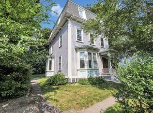 17 Oakdale St #2, Jamaica Plain, MA 02130