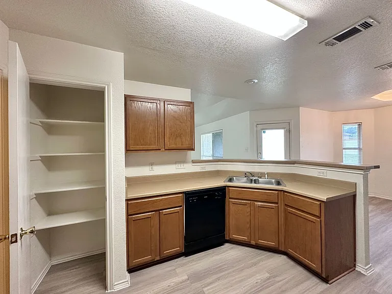 5309 Holster Dr — Photo 10