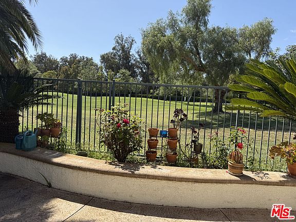 3rd image of 2837 La Plata Dr