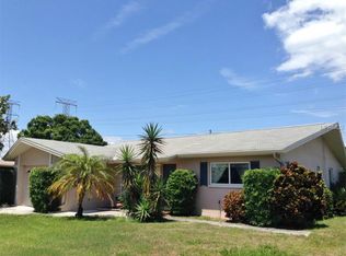 4516 Bear Lake Ct, Clearwater, FL 33762