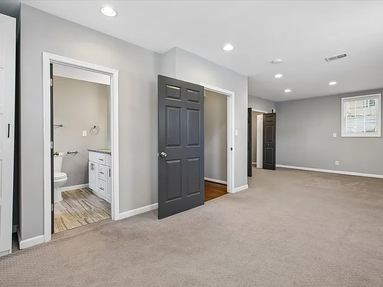 3801 Denfeld Ave — Photo 20