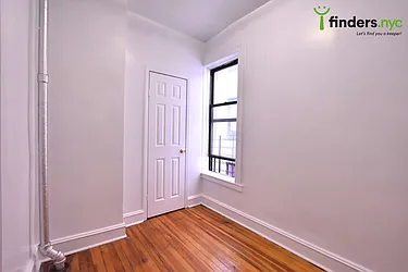 Rented by Clove Realty LLC