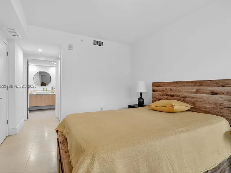 13800 Highland Dr #308 — Photo 16