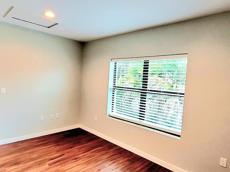 11810 SE Dixie Hwy #1 — Photo 5