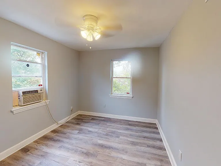 501 19th St NE #201A — Photo 2
