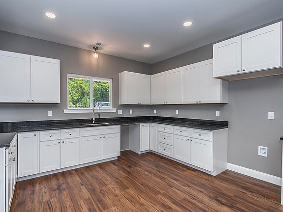 5th image of 167 Shumpert Rd