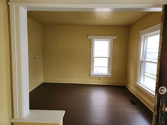 5th image of 11 Renwood St #Dn