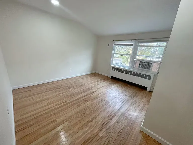 1 Lincoln Gate — Photo 12