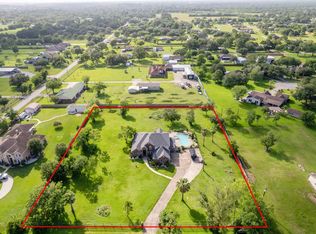 1513 County Road 149, Alvin, TX 77511