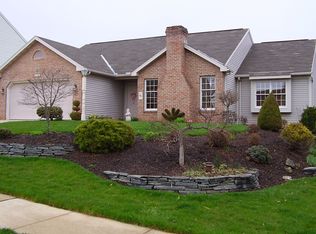 107 Larch Ln, Denver, PA 17517