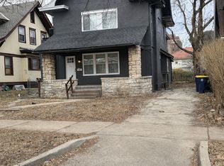 3333 Gillham Rd #2, Kansas City, MO 64109