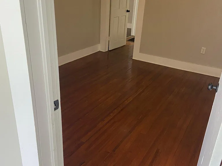 305 Xavier St — Photo 5