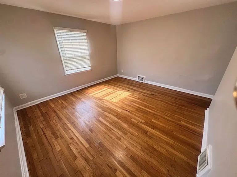7620 Stanwood Dr — Photo 6
