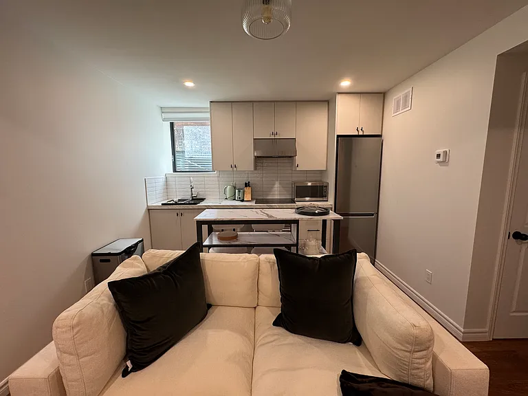 277 Pacific Ave — Photo 9