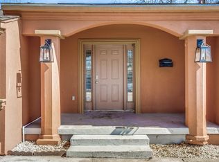 918 Zeb St, Dallas, TX 75211