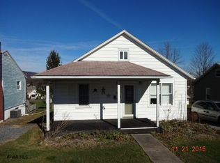 66 W 6th Ave, Everett, PA 15537