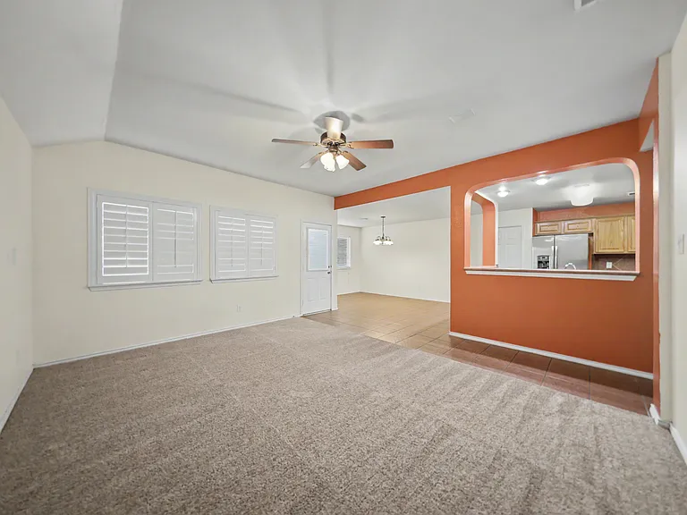 1804 Lobrecht Ct — Photo 10