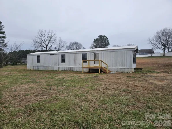 6601 Deerwood Trl, Vale, NC 28168