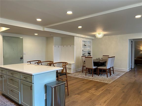5th image of 19101 Van Aken Blvd APT 127