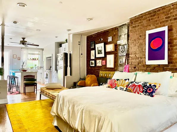 154 Mercer Street image 1 of 14