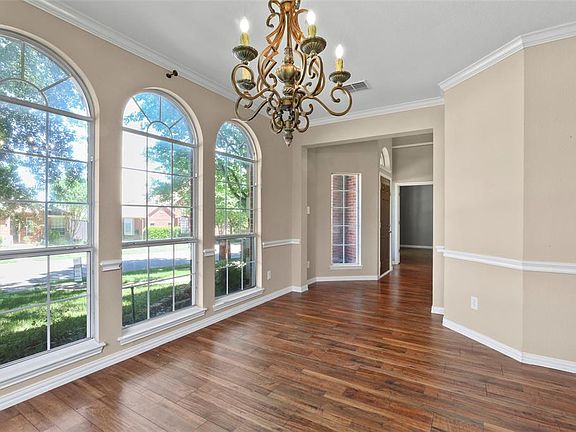 5th image of 2920 Jacobson Dr