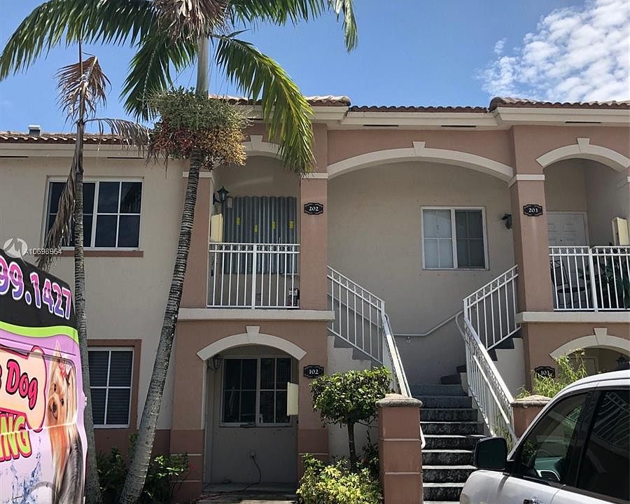 1st image of 1260 SE 28th Ct Unit 202