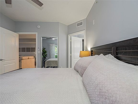 5th image of 5080 Fairways Cir #5080G108