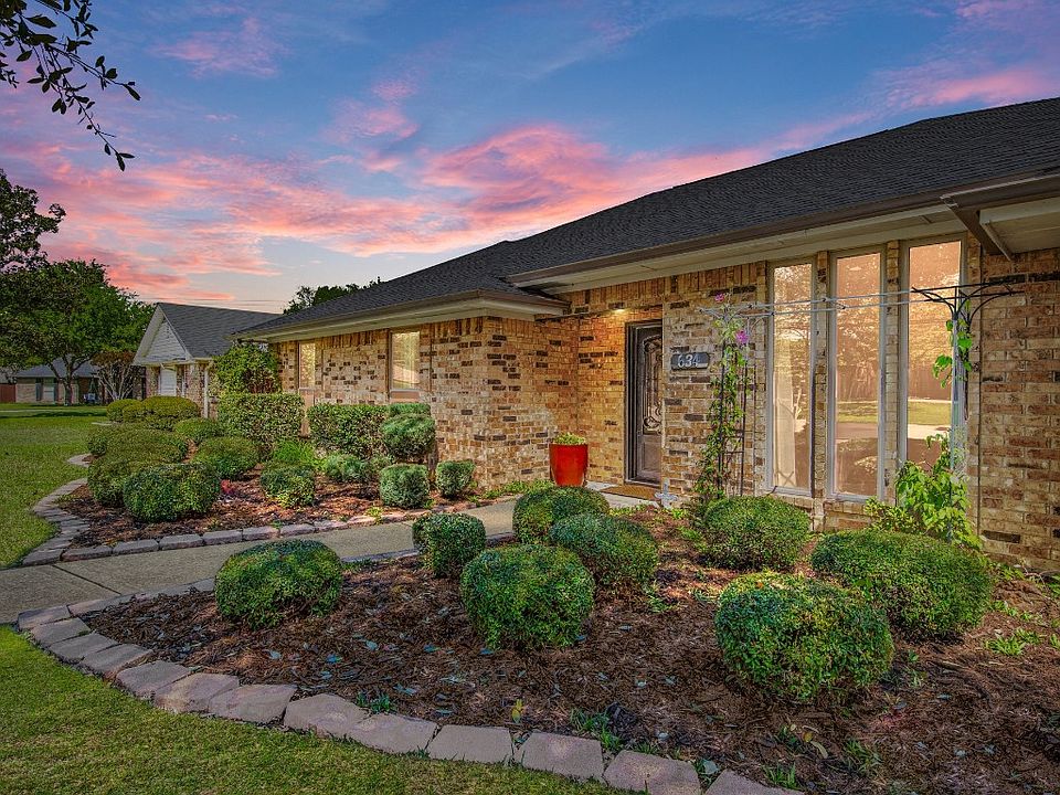 1st image of 634 Park Ln