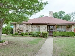 420 Roberts St, Cedar Hill, TX 75104