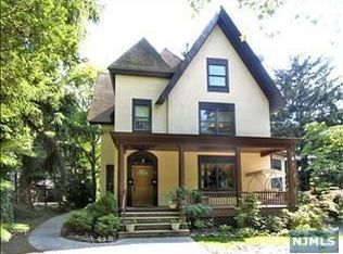 20 Linden St, Tenafly, NJ 07670