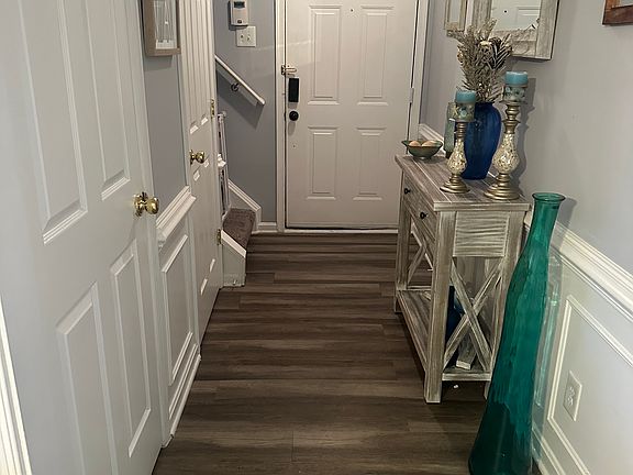 Entry way