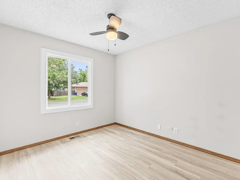 311 N Rutgers St — Photo 19