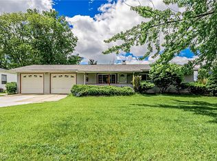 23340 Comstock Rd, Bedford Heights, OH 44146