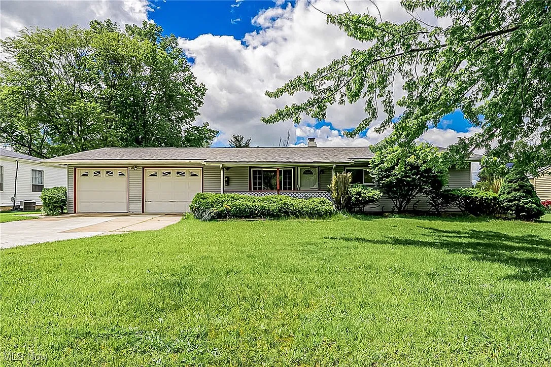 23340 Comstock Rd photo 1