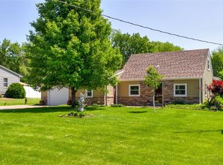 1625 NW 80th St, Clive, IA 50325