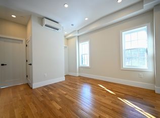 18D Winchester St #3D, Boston, MA 02116