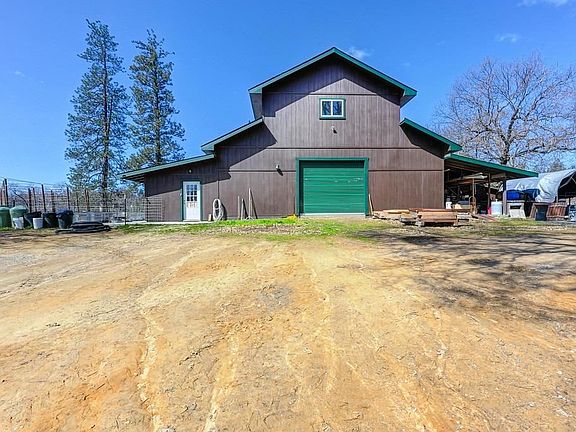 5th image of 15053 Arrowhead Ln