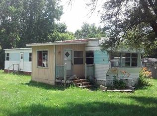 710 N Oak St, Crystal, MI 48818