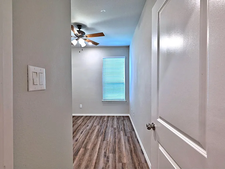11475 Underwood St — Photo 28