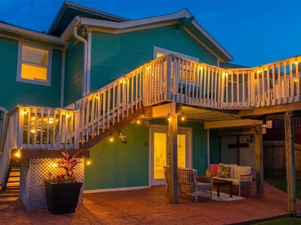 1078 Redfish St, Bayou Vista, TX 77563