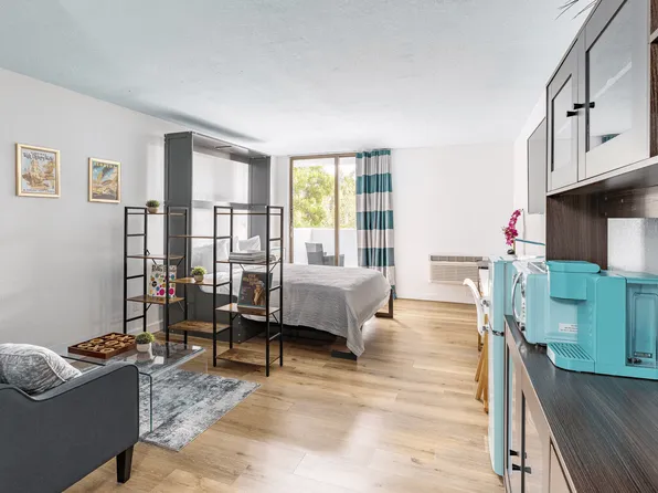 3501 Inverrary Blvd, Lauderhill, FL 33319