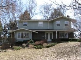 N80W7029 Hickory St, Cedarburg, WI 53012