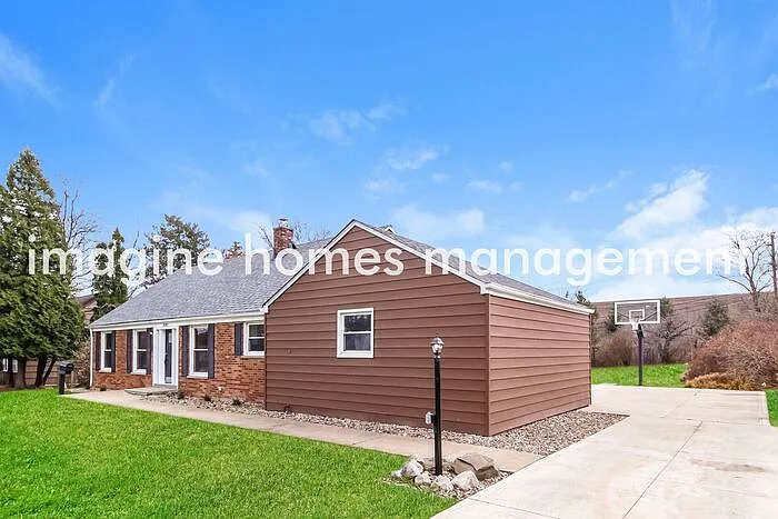 25382 Concord Dr — Photo 12