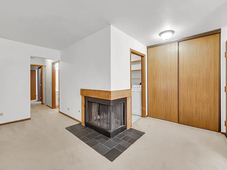 7000 Newport Dr #204 — Photo 6