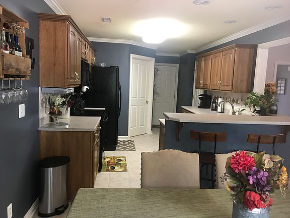 4th image of 4115 Liberty Point