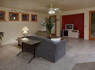 4th image of 638 E Babcock Dr