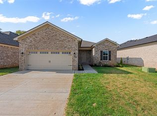 778 McIntyre St, Bowling Green, KY 42101