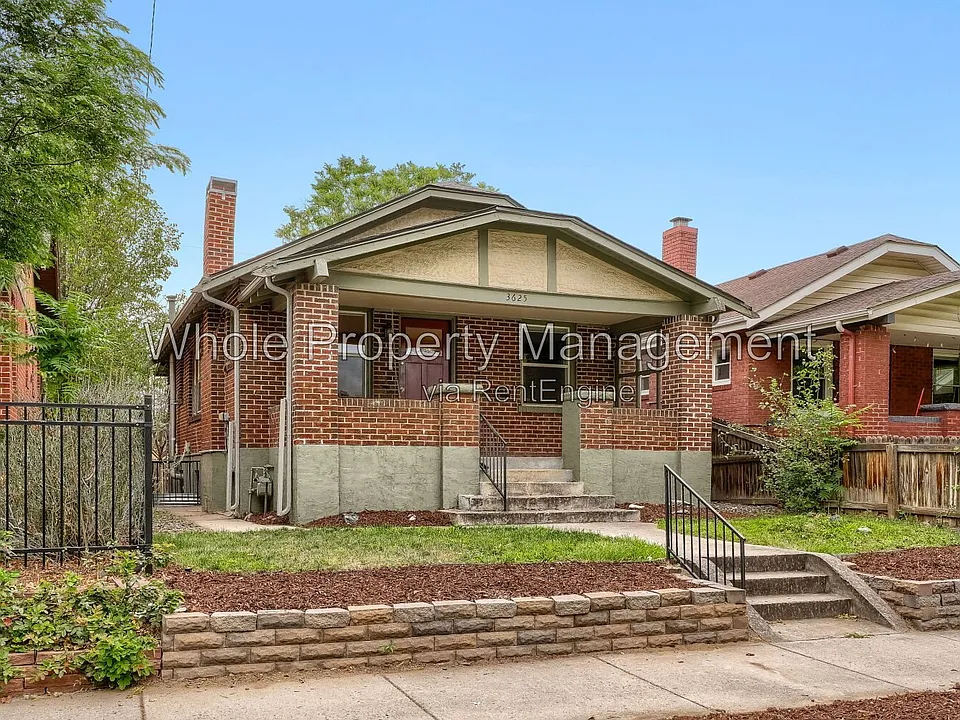 3625 N Vine St